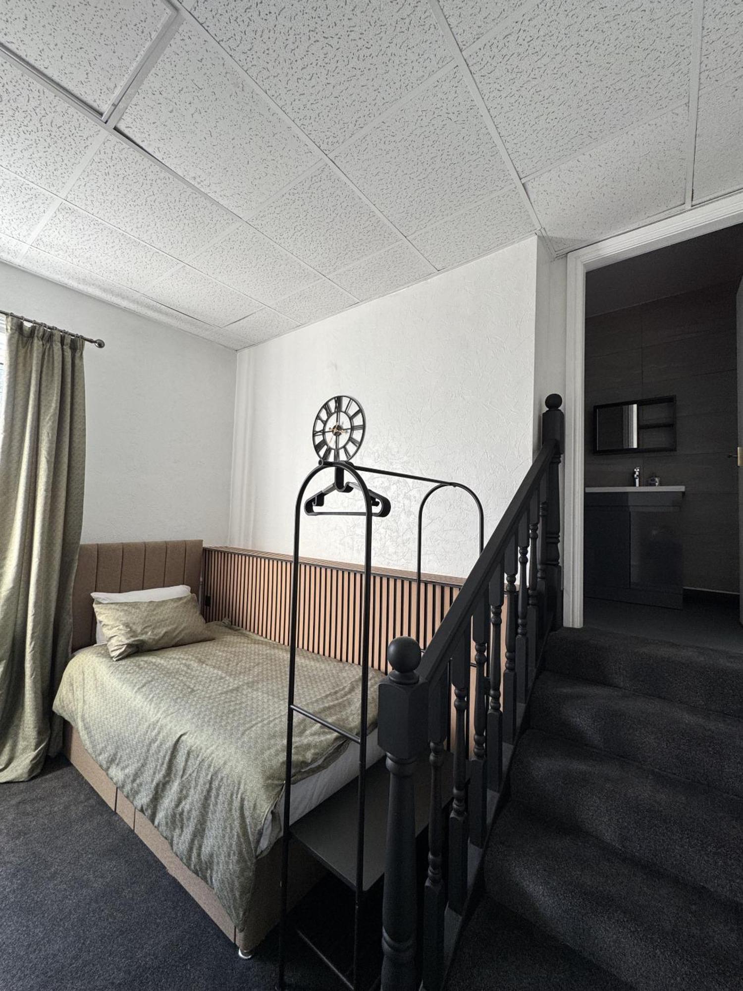 The Wickham Arms Hotel Клекхитон Номер фото