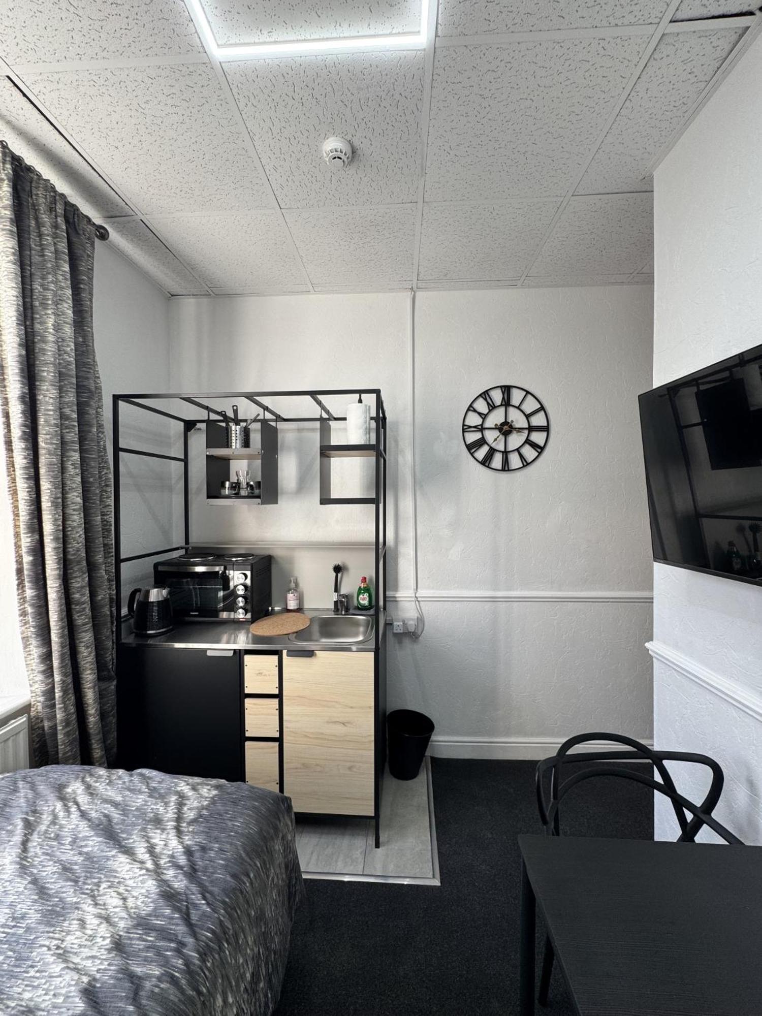 The Wickham Arms Hotel Клекхитон Номер фото