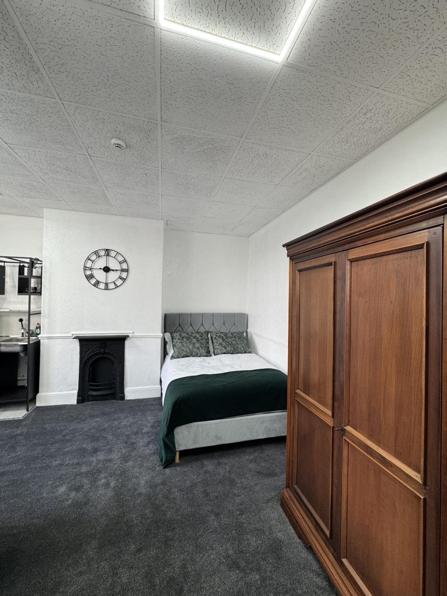 The Wickham Arms Hotel Клекхитон Номер фото