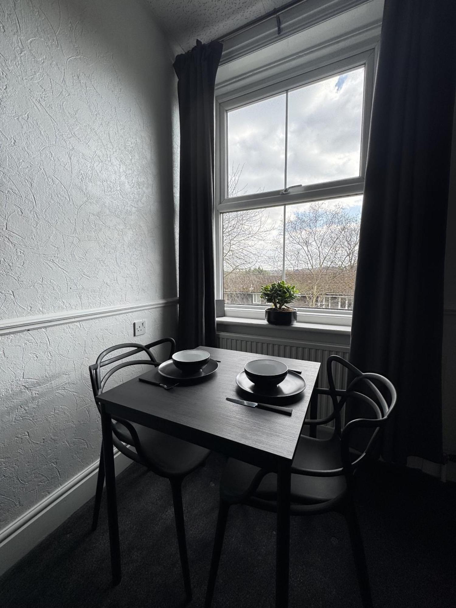 The Wickham Arms Hotel Клекхитон Экстерьер фото